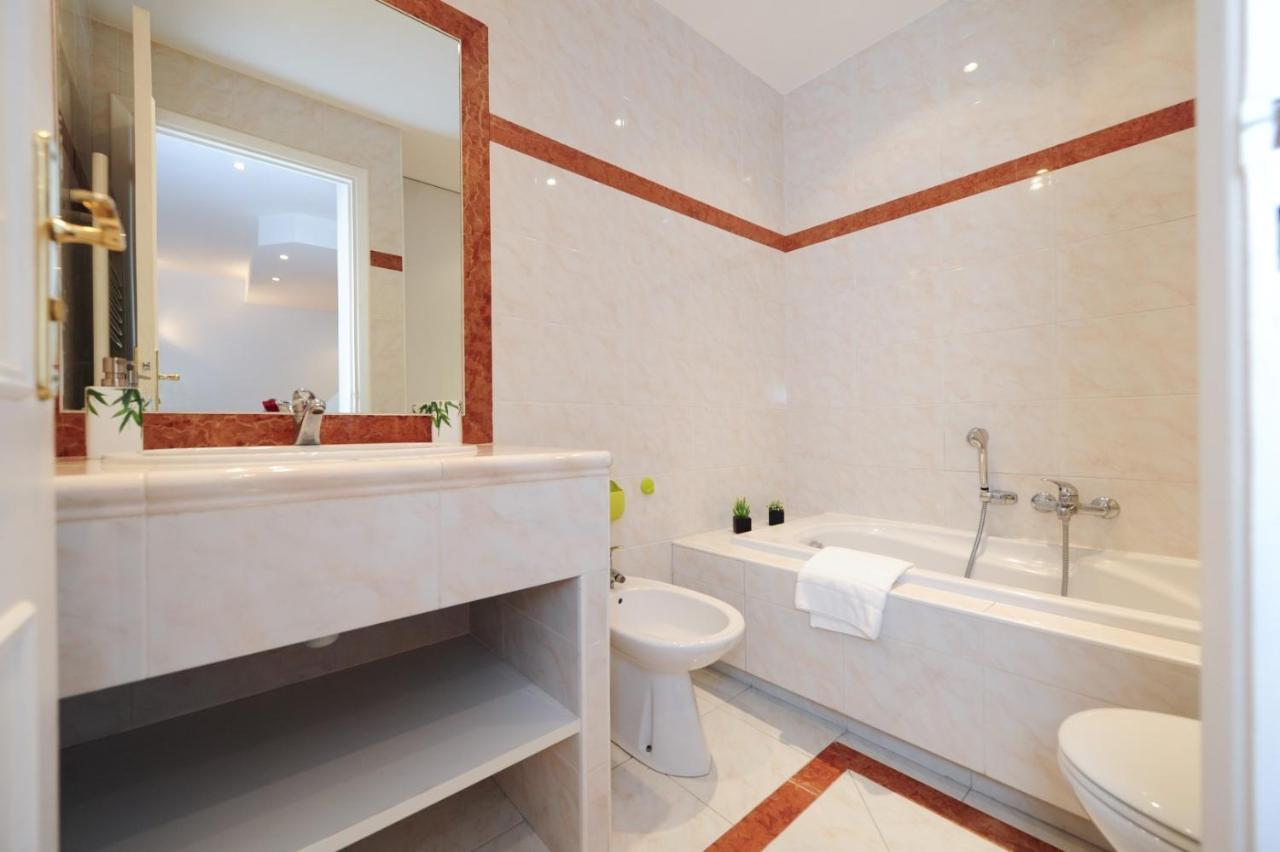 Le Savoy Palace - Five Stars Holiday House Ницца Экстерьер фото